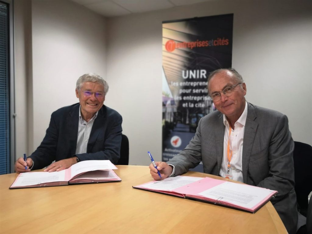 Entreprises & Cités et l’EPICC de Roubaix signent leur convention de mécénat.